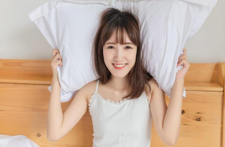 鉴黄师的日常工作